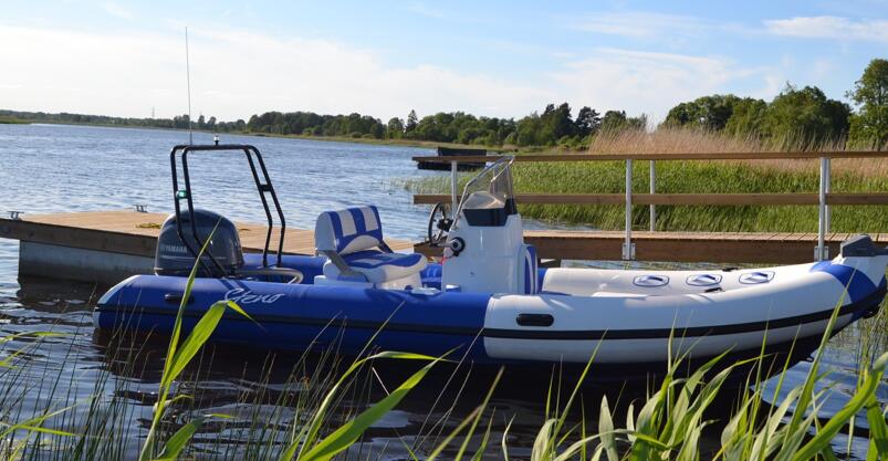 L'entretien est important pour le matériel de bateau marin